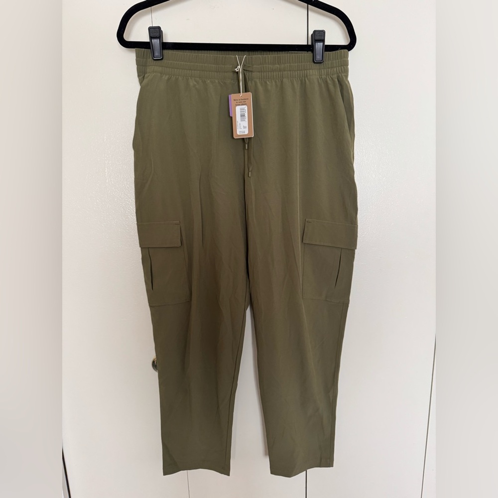 NWT PATAGONIA Olive Fleetwith Pants, Size Medium